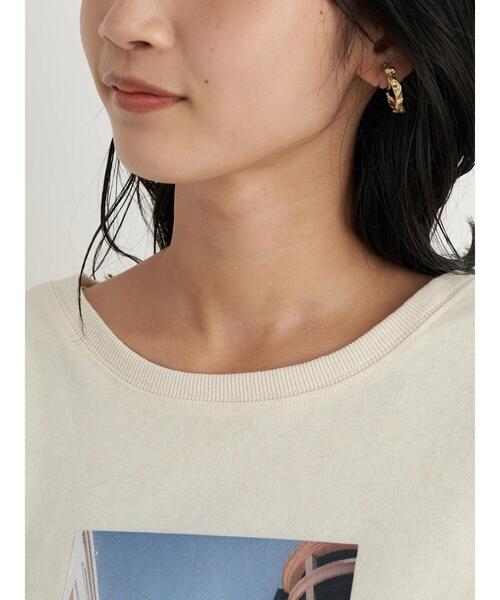 earth music&ecology(アースミュージックアンドエコロジー)の「フォトプリント長袖プルオーバー *(Tシャツ/カットソー・レディース・チャコールグレー/アイボリー/ホワイト系その他2・FREE)」の5枚目の写真