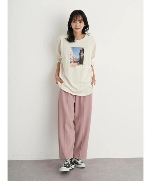 earth music&ecology(アースミュージックアンドエコロジー)の「フォトプリント長袖プルオーバー *(Tシャツ/カットソー・レディース・チャコールグレー/アイボリー/ホワイト系その他2・FREE)」の12枚目の写真