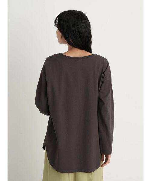 earth music&ecology(アースミュージックアンドエコロジー)の「フォトプリント長袖プルオーバー *(Tシャツ/カットソー・レディース・チャコールグレー/アイボリー/ホワイト系その他2・FREE)」の19枚目の写真