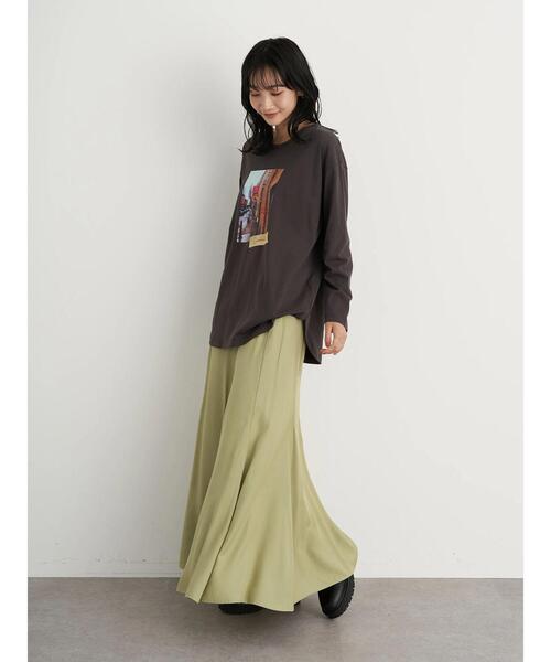 earth music&ecology(アースミュージックアンドエコロジー)の「フォトプリント長袖プルオーバー *(Tシャツ/カットソー・レディース・チャコールグレー/アイボリー/ホワイト系その他2・FREE)」の22枚目の写真