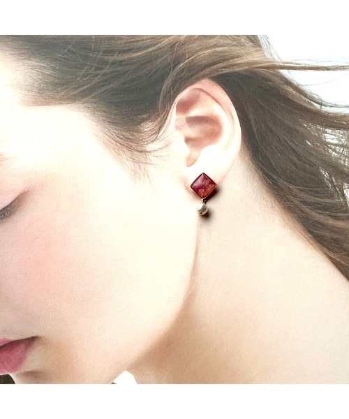 tone（トーン）の「【Willija】金属アレルギー対応《華澄》花びらのイヤリング(MA)（イヤリング・レディース・ピンク/オレンジ/ブルー/グリーン/ホワイト/ネイビー・FREE）」の20枚目の写真