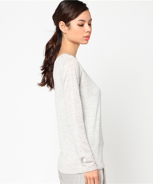 AZUL by moussy（アズールバイマウジー）の「E/A/N/WハイゲージメランジV/N長袖PO（ニット/セーター・レディース・トップグレー/ピンク/ブルー/ダークインディゴブルー/イエロー/オフホワイト・MEDIUM/LARGE/SMALL）」の8枚目の写真