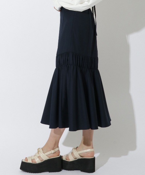 REDYAZEL（レディアゼル）の「ギャザー切替スカート（スカート・レディース・ベージュ/ネイビー/グリーン・SMALL/MEDIUM）」の18枚目の写真