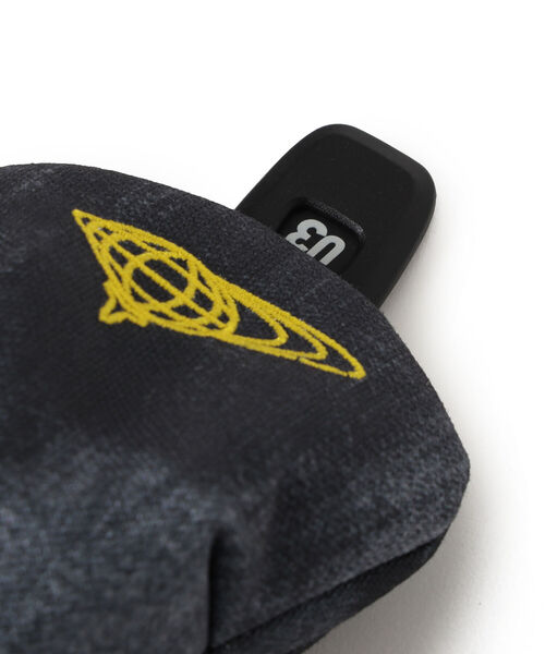 BEAMS GOLF(ビームスゴルフ)の「BEAMS GOLF / ストーンウォッシュ柄 ヘッドカバー(ユーティリティ)(スポーツグッズ・メンズ・ブラック・FREE)」の2枚目の写真