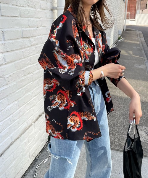 WHO'S WHO gallery（フーズフーギャラリー）の「オープンカラーパターンシャツ（シャツ/ブラウス・レディース・アイボリー/ブラック/オフホワイト/ネイビー/サックスブルー・MEDIUM）」の4枚目の写真