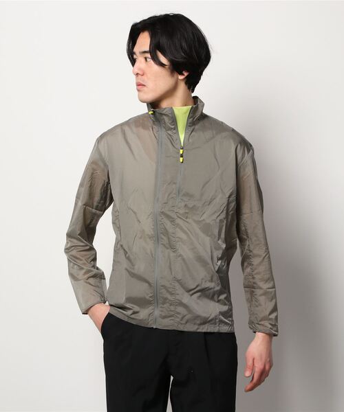 DESCENTE(デサント)の「【デサントアスレチック】エアリーパッカブルジャケット / AIRY PACKABLE JACKET 撥水 ナイロンジャケット ランニング トレーニング(その他トップス・メンズ・ブラウン/ブラック・LARGE/MEDIUM/X-LARGE/SMALL)」の5枚目の写真