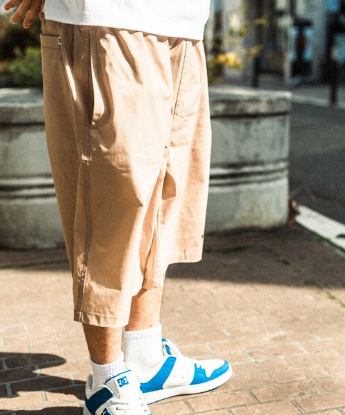 DC（ディーシー）の「DC/ディーシー 吸汗速乾 オーバーサイズ ワイドショーツ/無地 ドクロ柄 総柄ショーツ/セットアップ対応 DWS222002（その他パンツ・メンズ・ブラック系その他/ブルー/ブラック/カーキ/ベージュ・XL/L/M）」の9枚目の写真