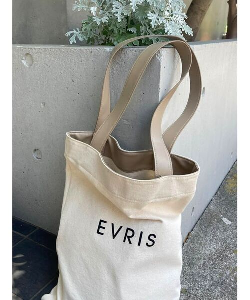 EVRIS(エヴリス)の「キャンバストートBAG(トートバッグ・レディース・ブラック/ベージュ・FREE)」の2枚目の写真