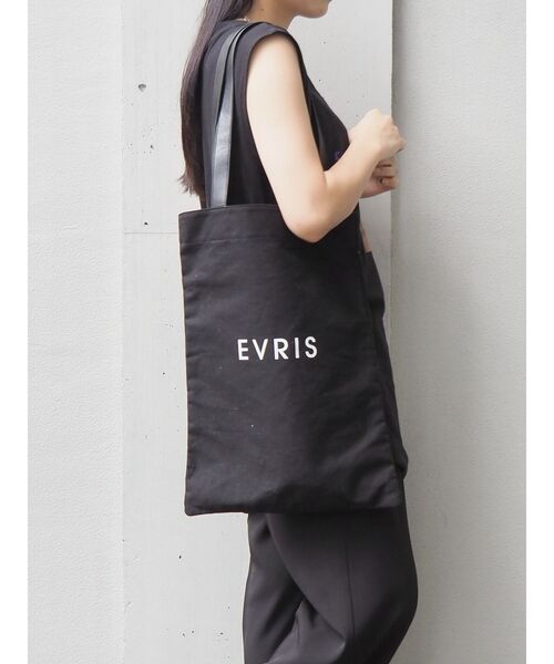 EVRIS(エヴリス)の「キャンバストートBAG(トートバッグ・レディース・ブラック/ベージュ・FREE)」の1枚目の写真