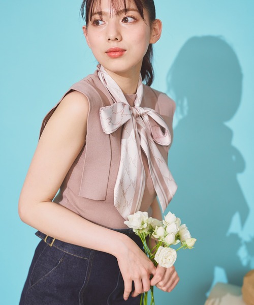 NOELA（ノエラ）の「モノグラムスカーフセットニット（ニット/セーター・レディース・ベージュ/ブラック/オフホワイト・フリー）」の6枚目の写真