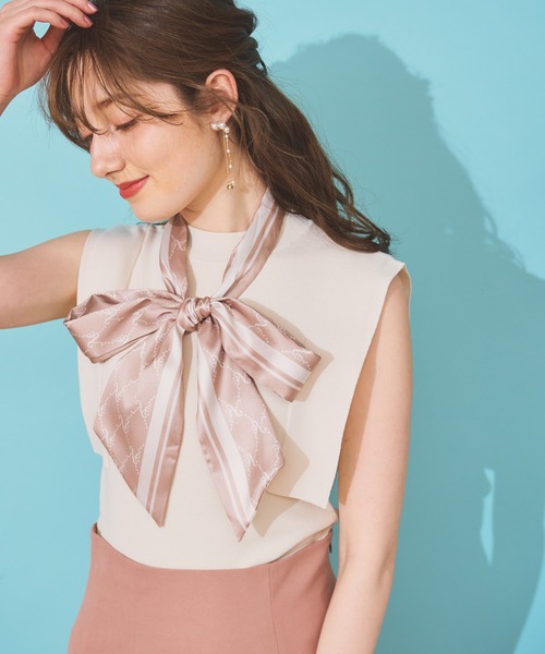 NOELA（ノエラ）の「モノグラムスカーフセットニット（ニット/セーター・レディース・ベージュ/ブラック/オフホワイト・フリー）」の17枚目の写真