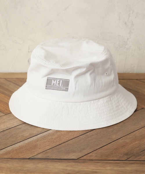 MEI(メイ)の「【MEI/メイ】ワンポイントロゴ バケットハット(ハット・メンズ・ホワイト/ブラック/ダークグリーン/ベージュ/ネイビー/オレンジ/ブルー/ライトグリーン/マスタード・FREE)」の2枚目の写真