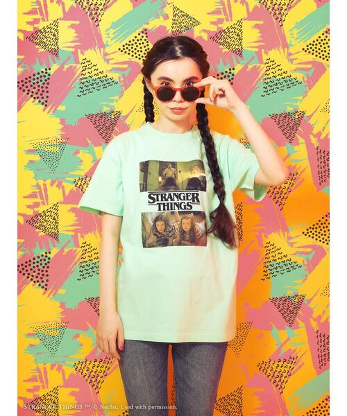 Green Parks(グリーンパークス)の「■STRANGER THINGS ガールズ&ホッパーT(Tシャツ/カットソー・レディース・グリーン・FREE)」の15枚目の写真