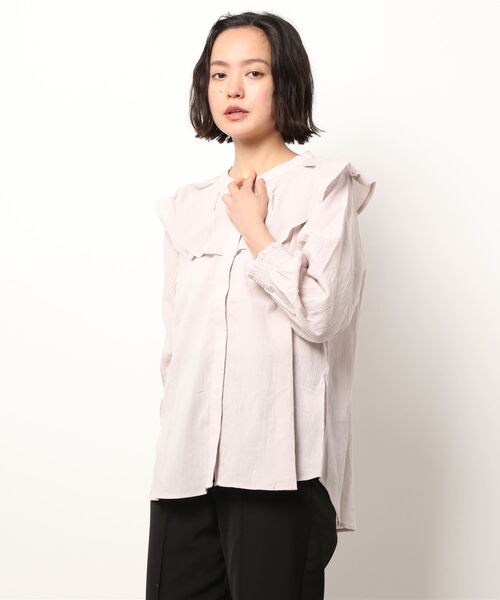 BELLUNA PLUS(ベルーナ)の「ラッフル衿デザイン美人顔ブラウス(シャツ/ブラウス・レディース・オフホワイト/ブルー/グレー系その他/ローズ・MEDIUM/LARGE/X-LARGE)」の12枚目の写真