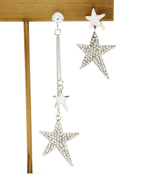 ROSE BUD（ローズバッド）の「(LL ACCESSORIES)3XC004 STAR EARRING[結婚式＆パーティー]（ピアス（両耳用）・レディース・ゴールド/シルバー・ONE SIZE）」の2枚目の写真