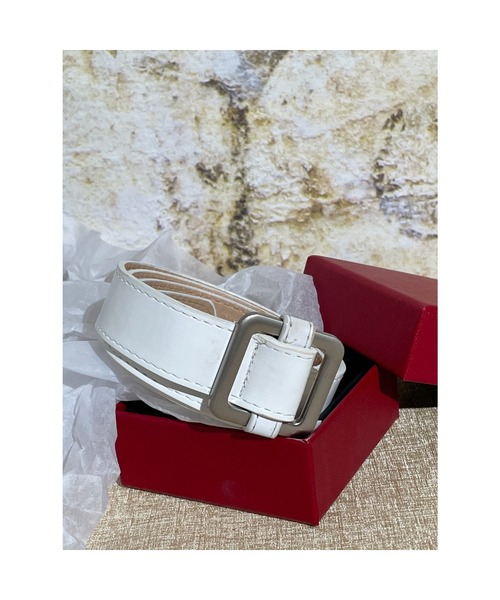 おしゃれスタ（オシャレスタ）の「選べるバックルカラー　スクエア型　ベーシックシンプルベルト（ベルト・レディース・イエロー系2/ブラック系1/イエロー系1/グリーン系2/ブラック系2/レッド系1/レッド系2/ホワイト系1/ホワイト系2/グリーン系1・FREE）」の2枚目の写真