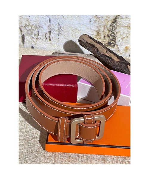 おしゃれスタ（オシャレスタ）の「選べるバックルカラー　スクエア型　ベーシックシンプルベルト（ベルト・レディース・イエロー系2/ブラック系1/イエロー系1/グリーン系2/ブラック系2/レッド系1/レッド系2/ホワイト系1/ホワイト系2/グリーン系1・FREE）」の8枚目の写真