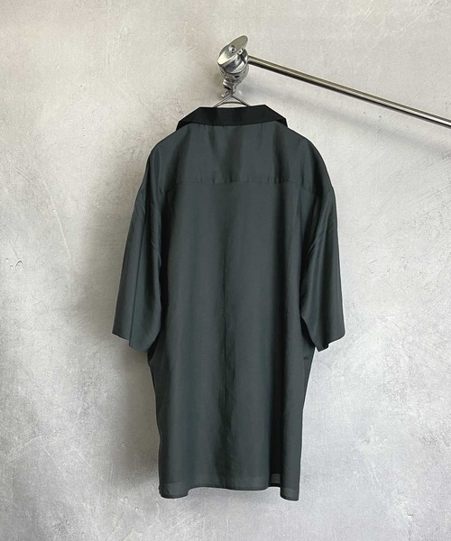 Beno(ビーノ)の「クレリックオープンカラー ドレープオーバーシャツ(シャツ/ブラウス・メンズ・ホワイト/ブラック/チャコールグレー/グレイッシュベージュ/ブルーグリーン/グレイッシュブルー・M/L)」の11枚目の写真