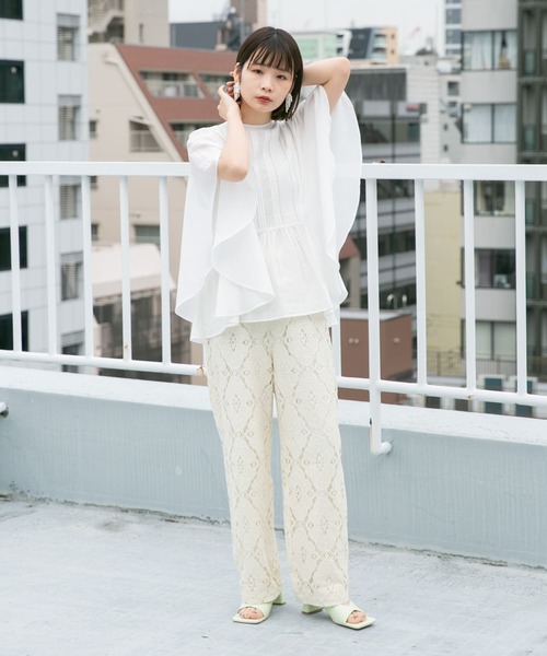 KBF（ケイビーエフ）の「ピンタックバタフライスリーブブラウス（シャツ/ブラウス・レディース・ブラック/オフホワイト/グリーン・ONE）」の9枚目の写真