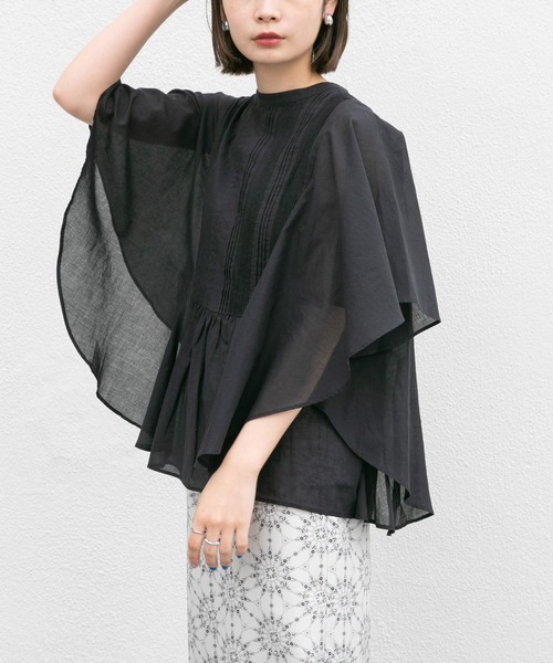 KBF（ケイビーエフ）の「ピンタックバタフライスリーブブラウス（シャツ/ブラウス・レディース・ブラック/オフホワイト/グリーン・ONE）」の17枚目の写真