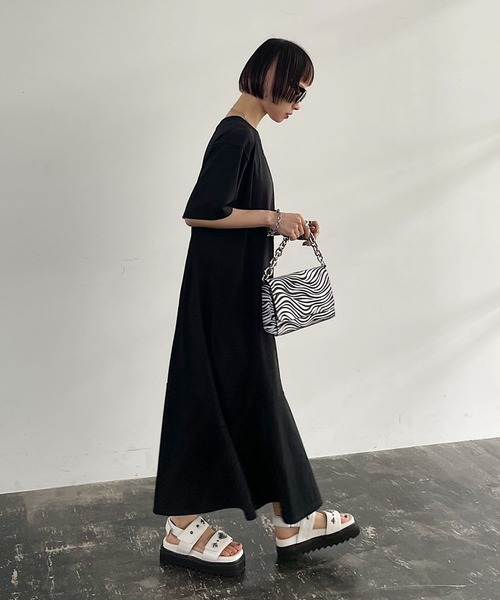 PAGEBOY（ページボーイ）の「ティアードマーメイドワンピース（ワンピース・レディース・ブラック/チャコールグレー/オートミール/ブラウン系その他/ロイヤルブルー・FREE）」の18枚目の写真