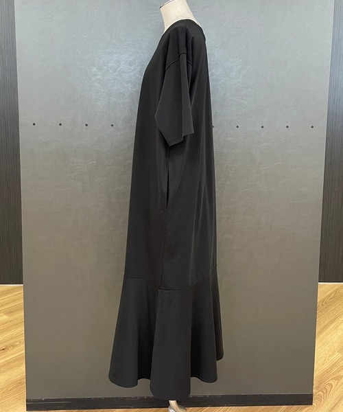 PAGEBOY（ページボーイ）の「ティアードマーメイドワンピース（ワンピース・レディース・ブラック/チャコールグレー/オートミール/ブラウン系その他/ロイヤルブルー・FREE）」の12枚目の写真