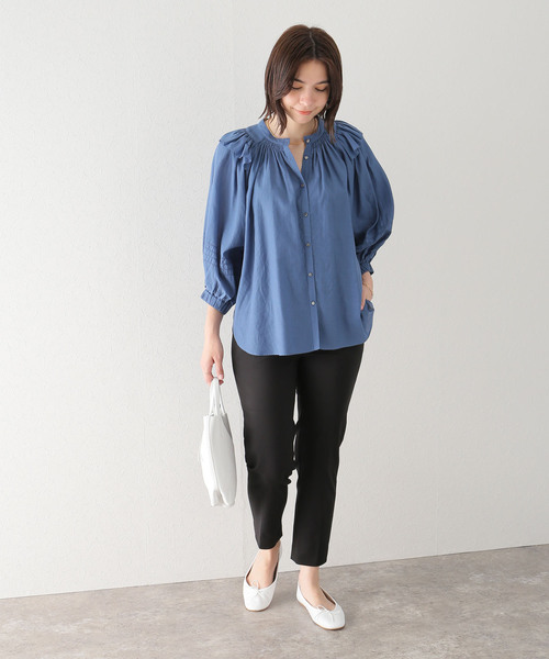 La TOTALITE(ラトータリテ)の「ストレッチテーパードパンツ(その他パンツ・レディース・ブラック/ブルー系その他/グリーン・36/38)」の4枚目の写真