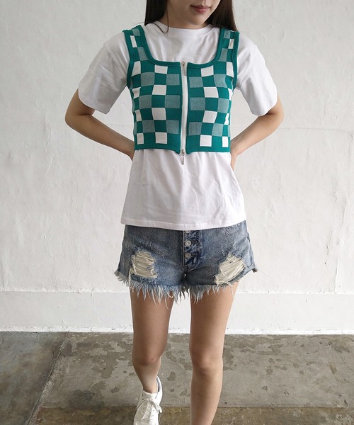 Alite cloth（アリーテクロス）の「ZIP前開きキャミソール