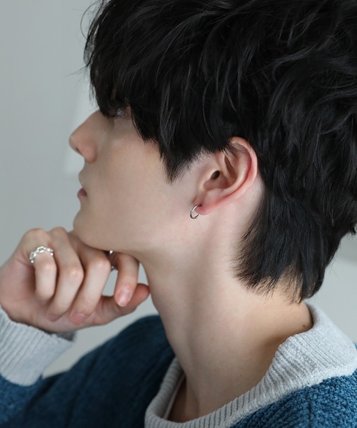 ETELIO(エテリオ)の「【2点セット】サージカルステンレスフープ イヤーカフ 巾着付き(イヤーカフ・メンズ・ブラック系1/ブラック系2/シルバー系1/シルバー系2・FREE)」の16枚目の写真