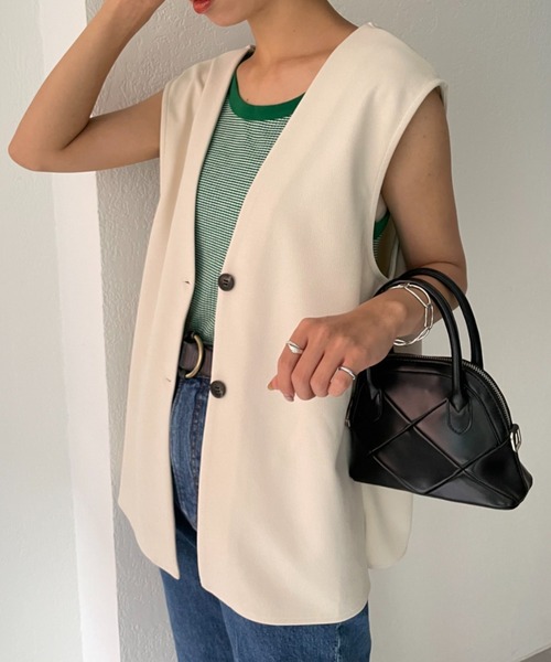 CIAOPANIC（チャオパニック）の「カットポンチ2WAYベスト（ベスト・レディース・アイボリー/ブラック・FREE）」の2枚目の写真