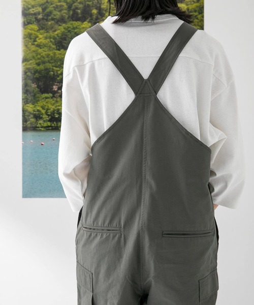 EKAL（エカル）の「EKAL　ホリデーオーバーオール（サロペット/オーバーオール・レディース・ベージュ/チャコールグレー・ONE）」の4枚目の写真