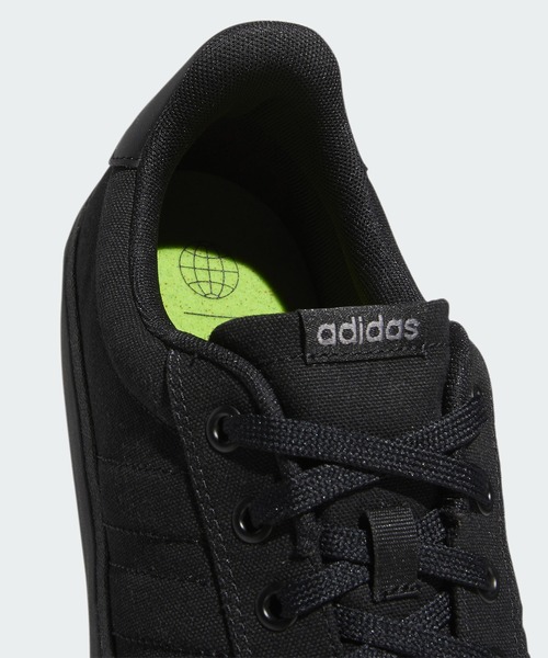 adidas（アディダス）の「バルク Raid3r スケートボーディング / Vulc