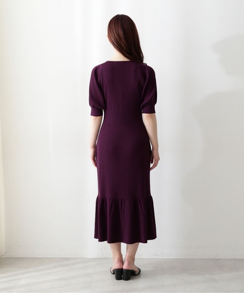 PROPORTION BODY DRESSING(プロポーションボディドレッシング)の「デコルテフロント釦マーメイドニットワンピース / 1212240702(ワンピース・レディース・ブルー/ブラック/イエロー/ボルドー・SMALL/MEDIUM)」の10枚目の写真