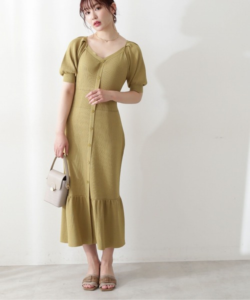 PROPORTION BODY DRESSING(プロポーションボディドレッシング)の「デコルテフロント釦マーメイドニットワンピース / 1212240702(ワンピース・レディース・ブルー/ブラック/イエロー/ボルドー・SMALL/MEDIUM)」の16枚目の写真