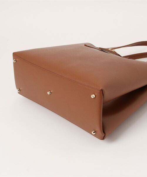 FURLA(フルラ)の「FURLA 1927 L TOTE(トートバッグ・レディース・ブラウン・ONE SIZE)」の4枚目の写真