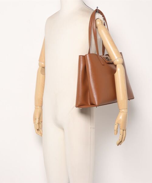 FURLA(フルラ)の「FURLA 1927 L TOTE(トートバッグ・レディース・ブラウン・ONE SIZE)」の7枚目の写真