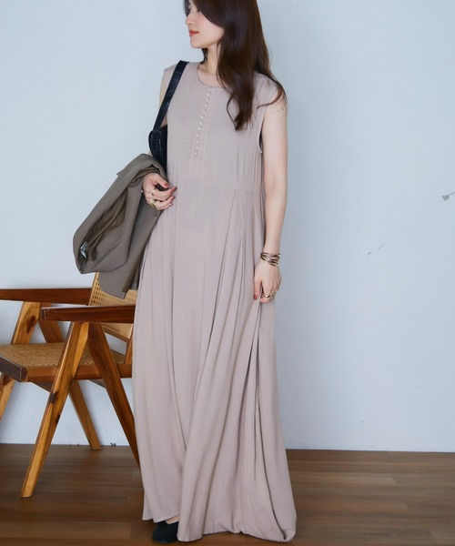 ECRIRE（エクリール）の「mihoさんコラボリネンライクワンピース（ワンピース・レディース・ベージュ/ネイビー/ブラック/オレンジ・M/L）」の11枚目の写真