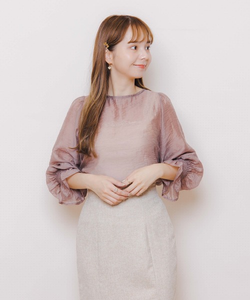 flower（フラワー）の「シャーリングスリーブブラウス（シャツ/ブラウス・レディース・ベージュ/ピンク/アイボリー・FREE）」の11枚目の写真