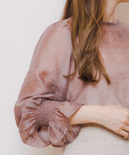 flower（フラワー）の「シャーリングスリーブブラウス（シャツ/ブラウス・レディース・ベージュ/ピンク/アイボリー・FREE）」の12枚目の写真