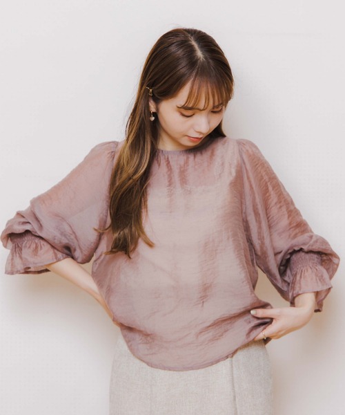 flower（フラワー）の「シャーリングスリーブブラウス（シャツ/ブラウス・レディース・ベージュ/ピンク/アイボリー・FREE）」の13枚目の写真