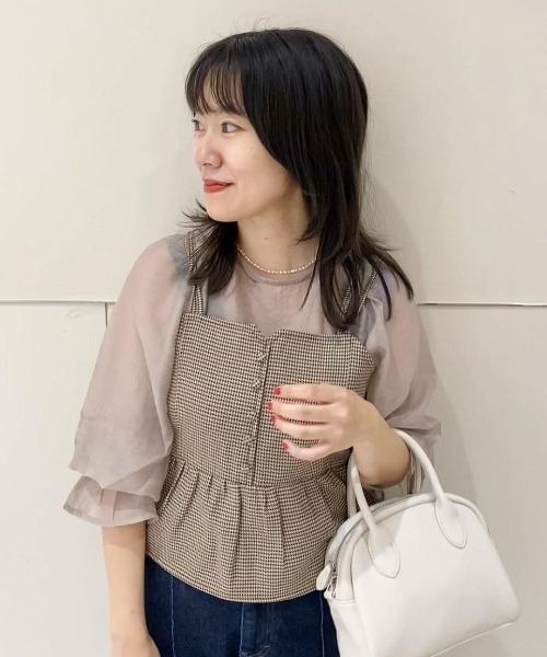 flower（フラワー）の「シャーリングスリーブブラウス（シャツ/ブラウス・レディース・ベージュ/ピンク/アイボリー・FREE）」の8枚目の写真