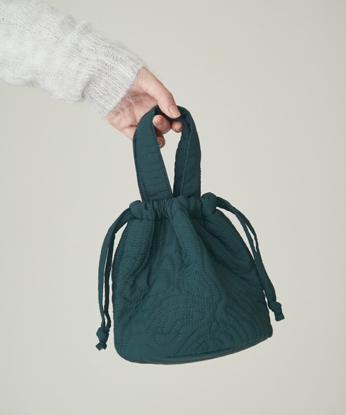 human woman（ヒューマンウーマン）の「◆キルト２ＷＡＹＢＡＧ（ハンドバッグ・レディース・グリーン/ホワイト系その他・ﾌﾘ-）」の2枚目の写真