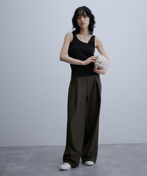 ADAM ET ROPE'（アダムエロペ）の「ワンショルダータンクトップ（タンクトップ・レディース・ブラック/ベージュ/パープル・FREE）」の5枚目の写真