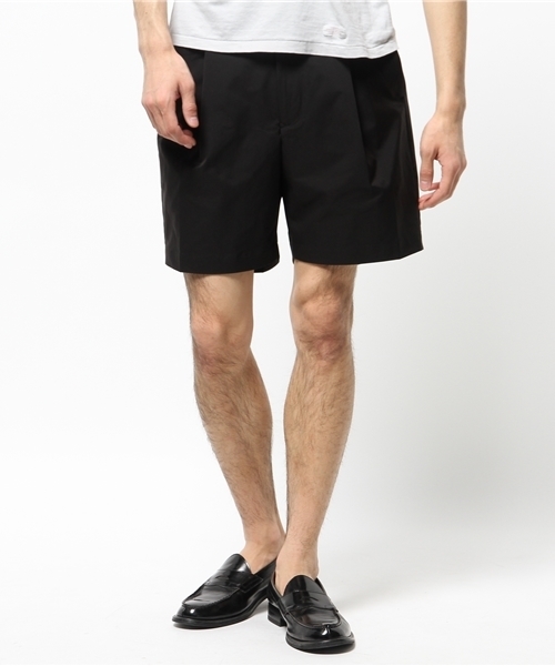 And A(アンドエー)の「ボリュームタックショートパンツ(その他パンツ・メンズ・ブラック/ブルー・40/42)」の2枚目の写真