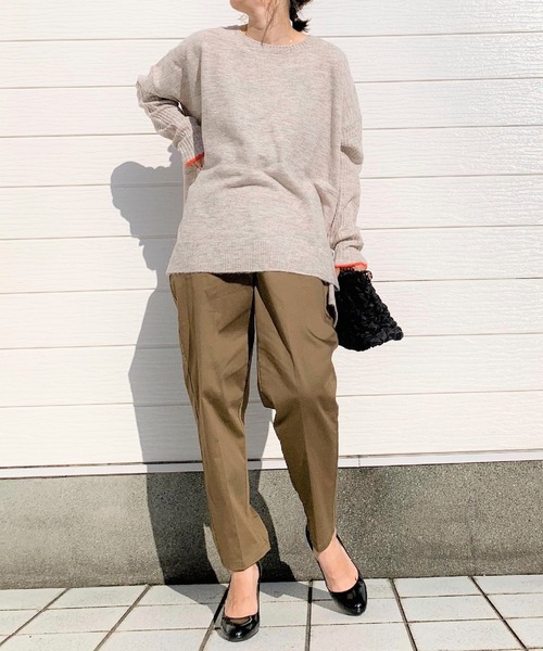 Q（キュー）の「もちもちリラックスニット（ニット/セーター・レディース・ベージュ/ピンク・MEDIUM）」の3枚目の写真