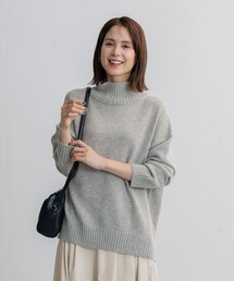 ラムウールバックテイルニット