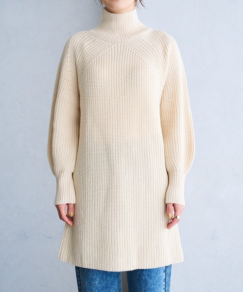 vis-`a-vis（ビサビ）の「【WEB限定】ざっくりニットミニワンピース（ワンピース・レディース・キナリ/レッド/チャコールグレー・FREE）」の21枚目の写真