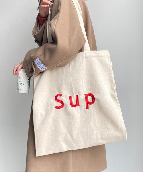 CPCM(シーピーシーエム)の「カラーロゴトートバッグ(トートバッグ・レディース・ブラック/オレンジ/アイボリー/ピンク/ベージュ・FREE)」の2枚目の写真