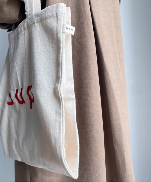 CPCM(シーピーシーエム)の「カラーロゴトートバッグ(トートバッグ・レディース・ブラック/オレンジ/アイボリー/ピンク/ベージュ・FREE)」の7枚目の写真