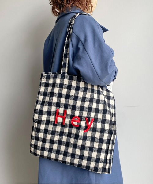 CPCM(シーピーシーエム)の「カラーロゴトートバッグ(トートバッグ・レディース・ブラック/オレンジ/アイボリー/ピンク/ベージュ・FREE)」の10枚目の写真